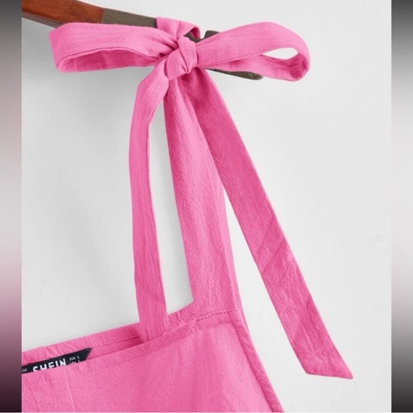 Barbie Pink pentifold Overalls SZ:S Romper Front Patch Pocket Ties on Shoulders - Picture 8 of 10